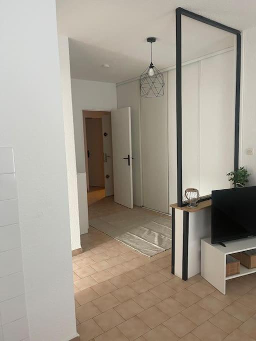 Appartement A 100 M De La Gare Port-de-Bouc Exteriör bild